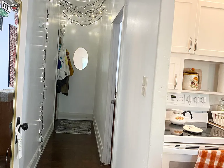 820 Elmwood Ave #4A — Photo 6