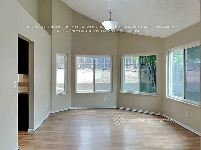28376 Ashford Ct — Photo 9
