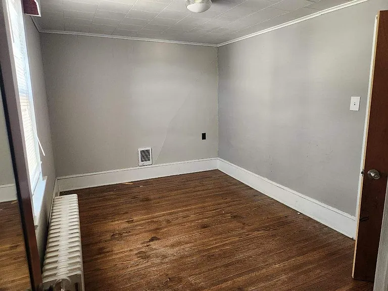 534 E Arch St — Photo 7
