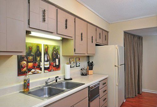 5th image of 153 Berlin Dr