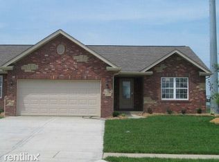 2275 Tramore, Troy, IL 62294