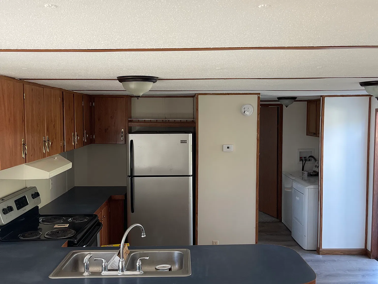 2 bed, $850 — Photo 1