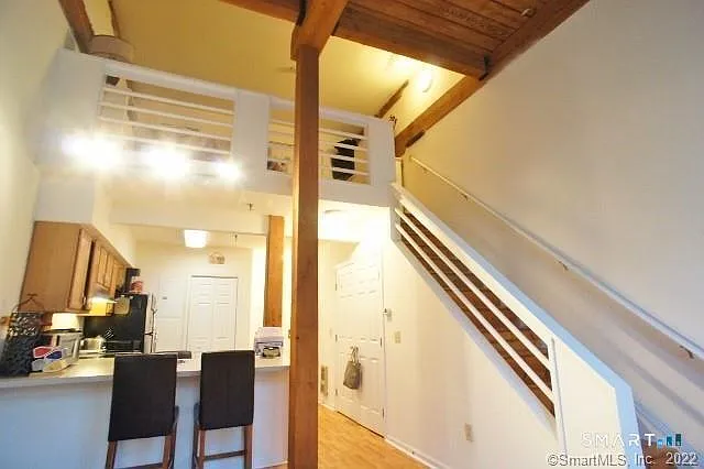 1 bed, 1.5 bath, 725 sqft, $2,195 — Photo 4