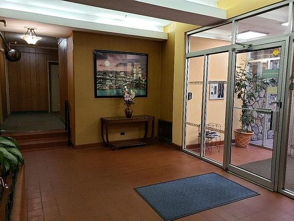 2nd image of 7445 Yellowstone Blvd APT 4D
