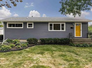 2435 Crestview Ave, Iowa City, IA 52245