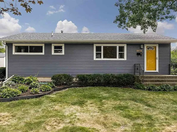 2435 Crestview Ave, Iowa City, IA 52245