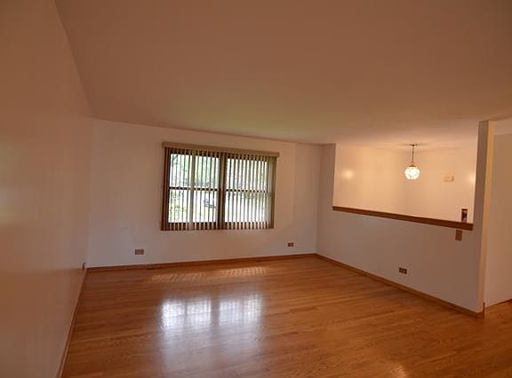 5th image of 1114 Northshore Dr