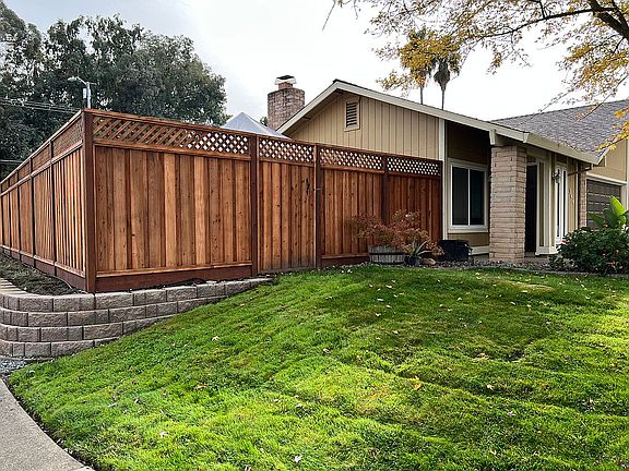 2nd image of 8344 Deville Oaks Way