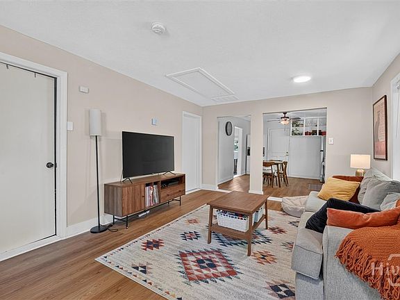 4th image of 2019 McLeod Street