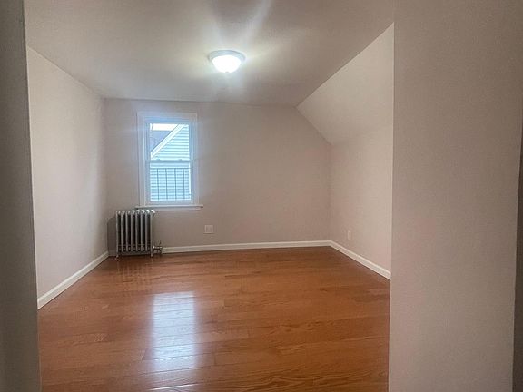 4th image of 428 Union Ave #2