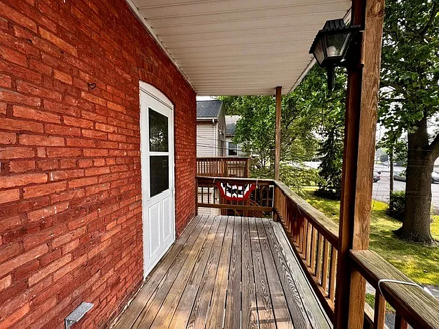 4 S Broad St #2 — Photo 1