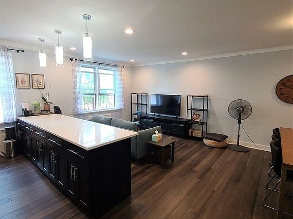 3rd image of 110-20 71st Ave #515
