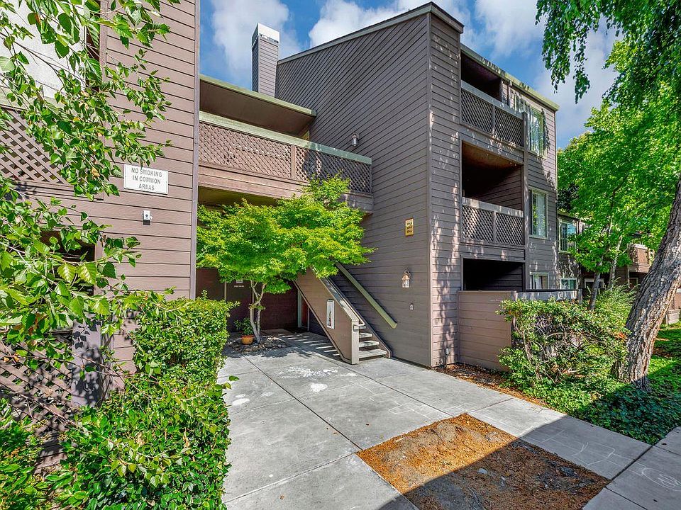 1st image of 1046 Yarwood Ct