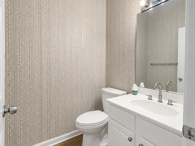 2923 Stanstead Cir — Photo 7
