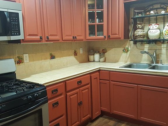 3rd image of 804 Amador Ave