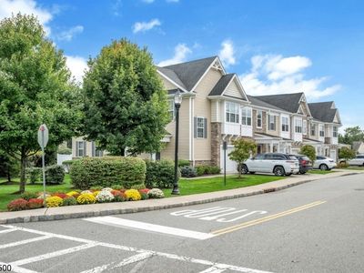 7 Bahr Cir, Verona, NJ, 07044