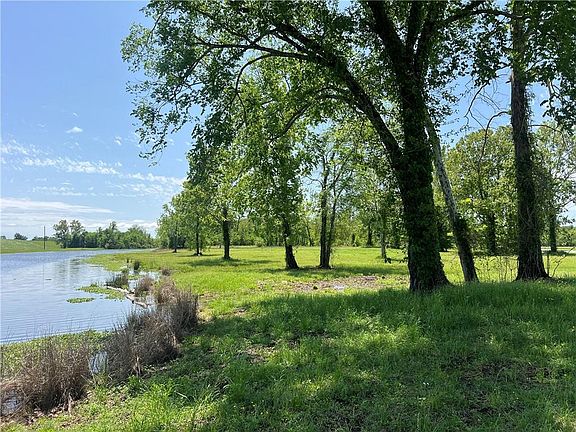 3rd image of LOT 19 Lucy Belle Dr