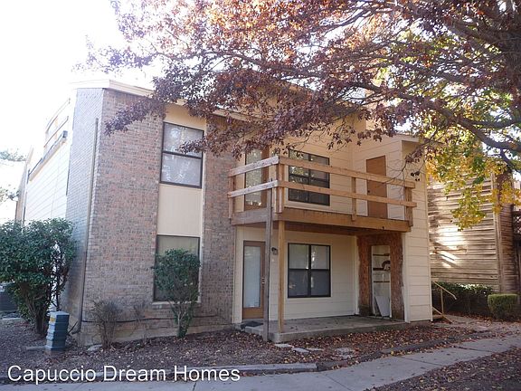 2nd image of 2802 NE 9th St #A