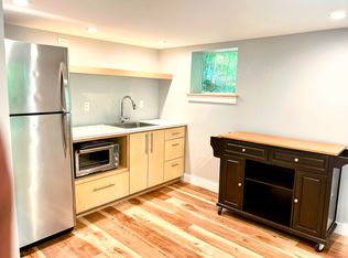 9034 N Edison St #B, Portland, OR 97203