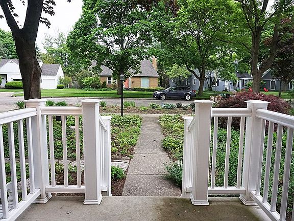 5th image of 2100 Gorham Dr SE