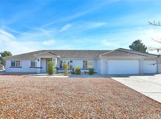 10974 Ayershire Rd, Hesperia, CA 92344