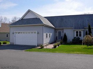 3 Perpali Ln, Cranston, RI 02920
