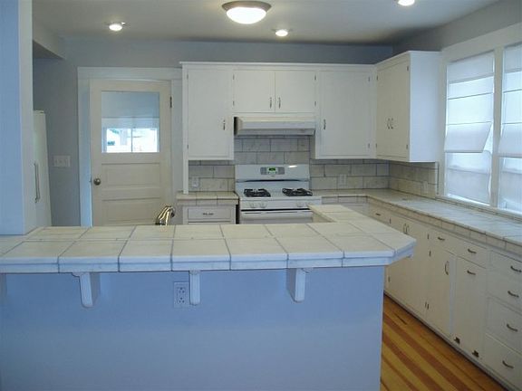 4th image of 1221 7th St #1