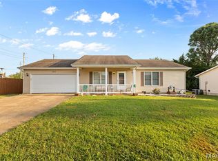 552 Huntleigh Ct, Farmington, MO 63640