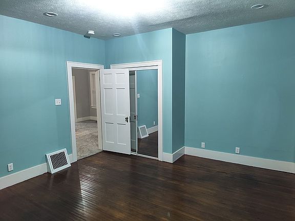 2nd image of 106 W South St