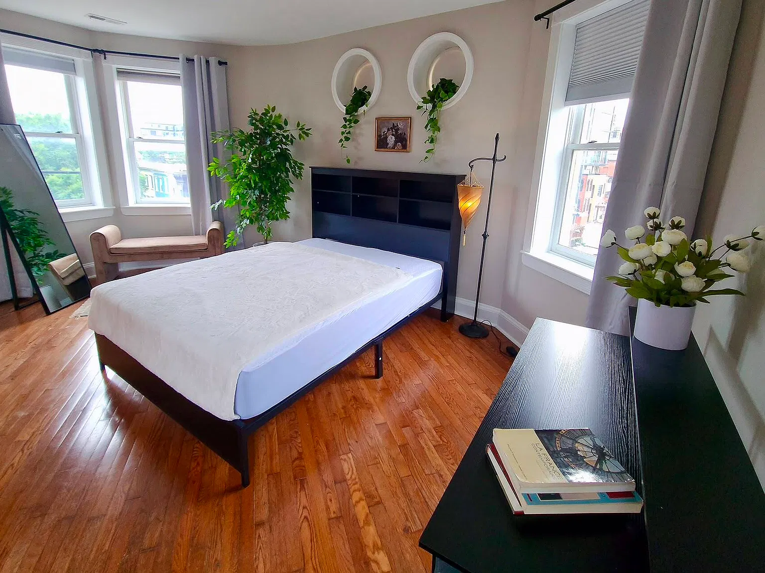 ATQ Corp_547 Florida Avenue NW - Room.. — Photo 3
