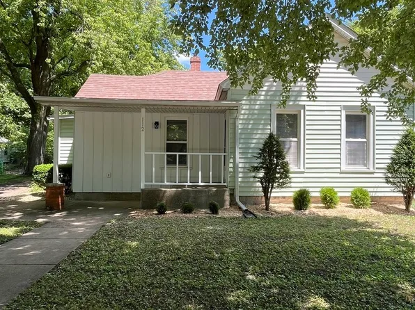 112 W 6th St, Gridley, IL 61744