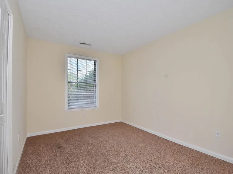 404 Bainbridge Ct #A2 — Photo 15