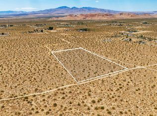 17 Desarae St, Mojave, CA 93501