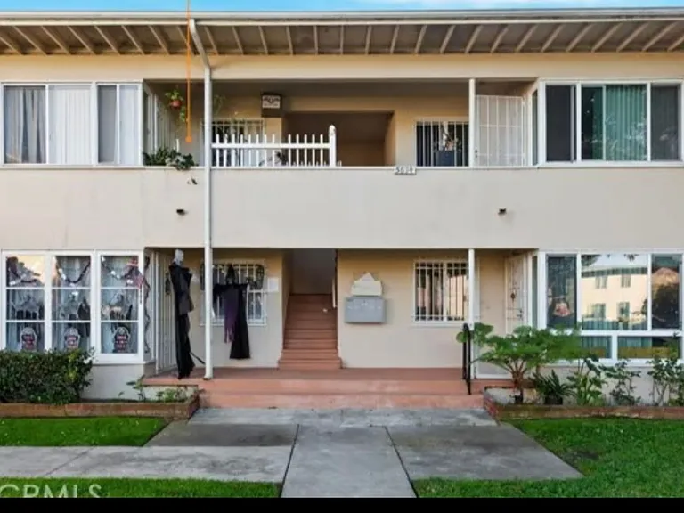 5610 Corbett St — Photo 2
