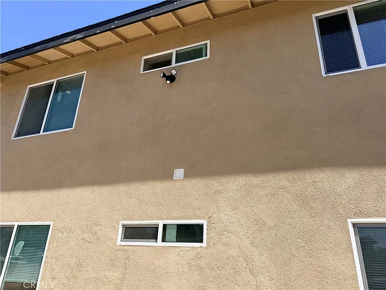 988 Valencia St #6 — Photo 43