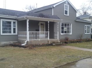 519 E Washington St, Marengo, IL 60152