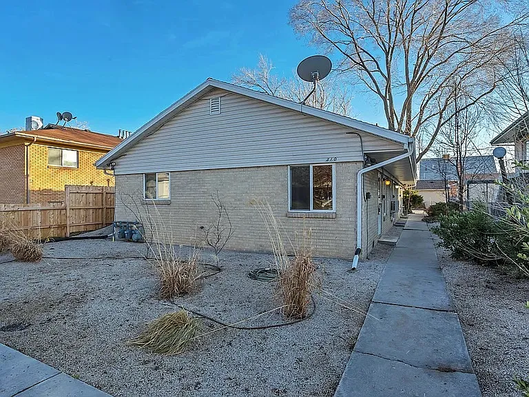 1 bed, 650 sqft, $1,245 — Photo 3