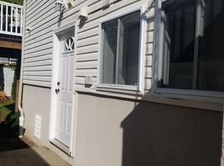 187 Kiswick St, Staten Island, NY 10306