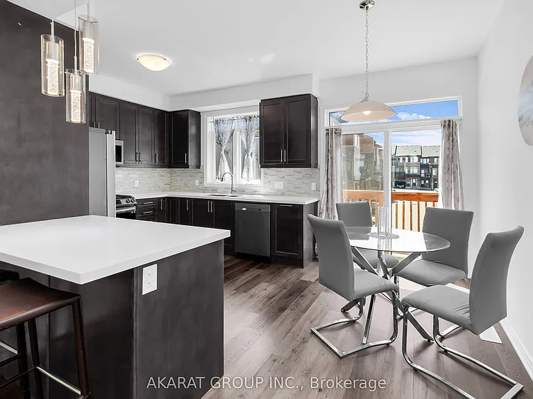 61 Soho St #68 — Photo 16