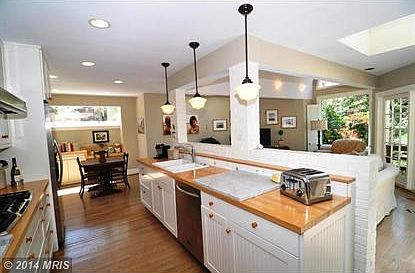 5th image of 4284 Vacation Ln
