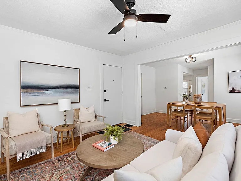 Muehlebach Apartments — Photo 14