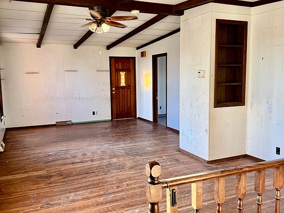 2nd image of 524 S Harvey Ave