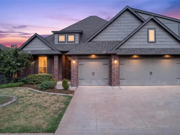 5412 Santa Lucia Dr, Mustang, OK 73064