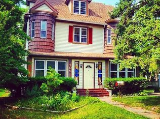 409 W Maple Ave, Merchantville, NJ 08109