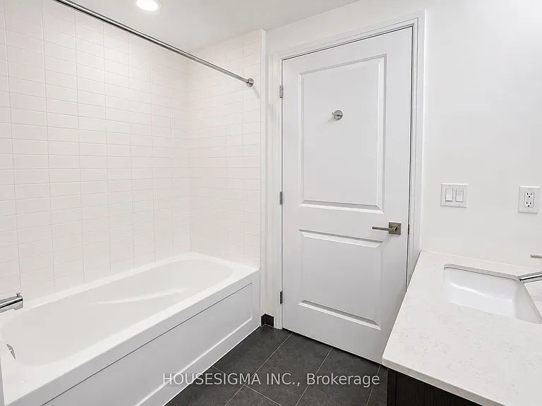 88 Sheppard Ave E #1403 — Photo 14