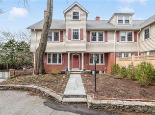 8 Grotto Ave #1, Providence, RI 02906