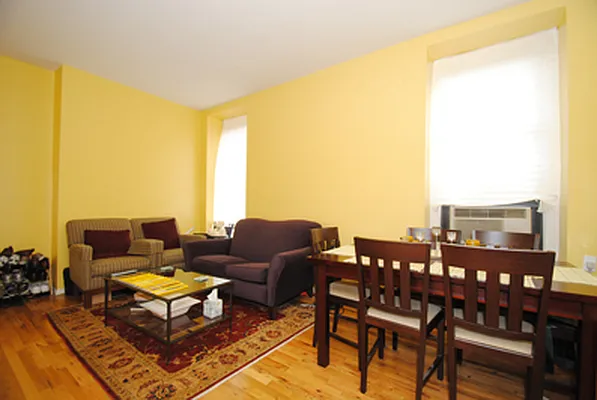 Rented by Buchbinder & Warren | media 16