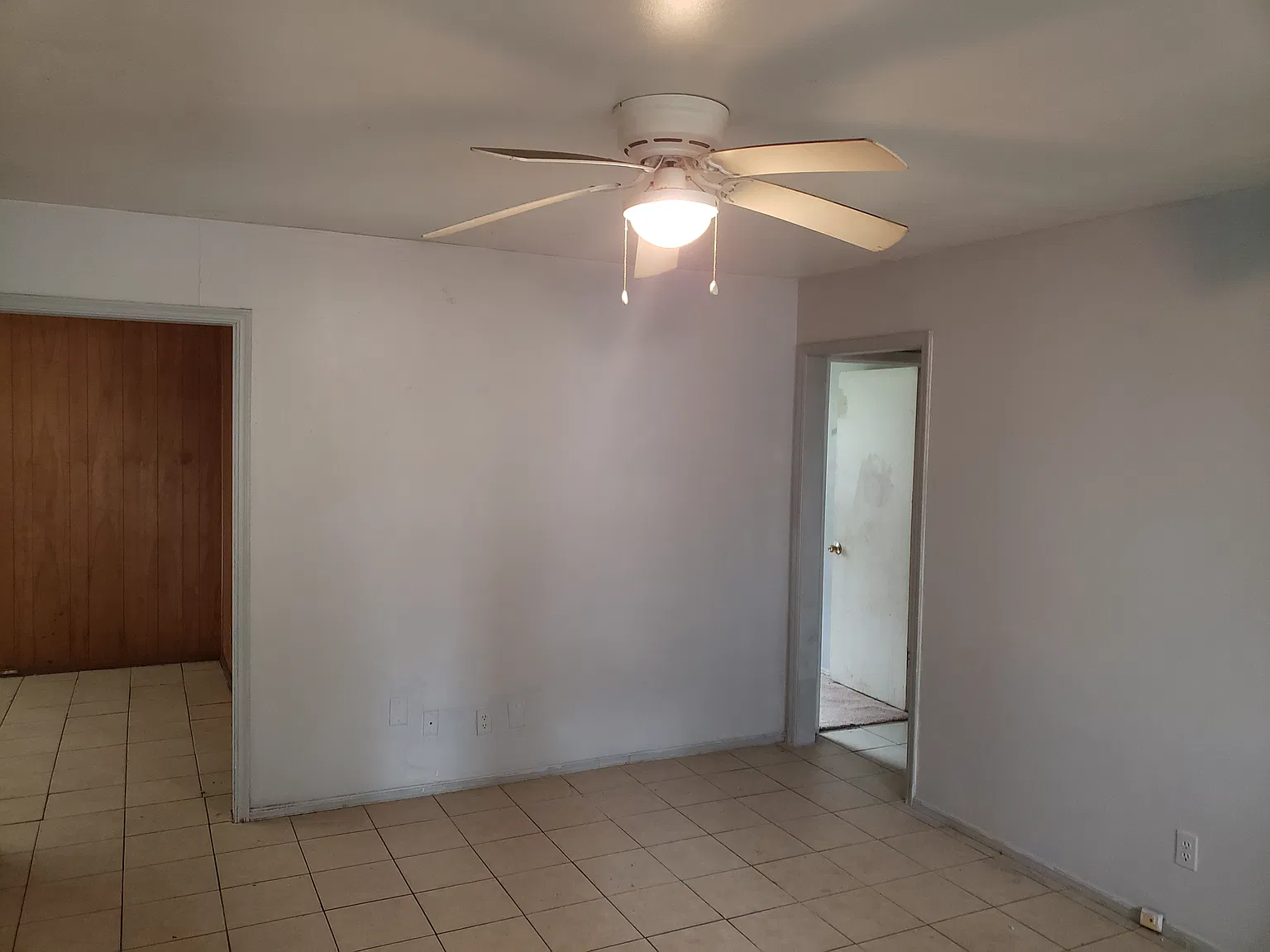 3 bed, 1.5 bath, 1016 sqft, $1,200 — Photo 2