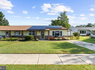 1085 Fitz Ct, Pasadena, MD 21122