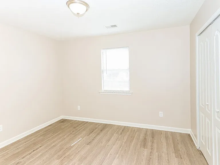 833 Rock Shoals Ct — Photo 18